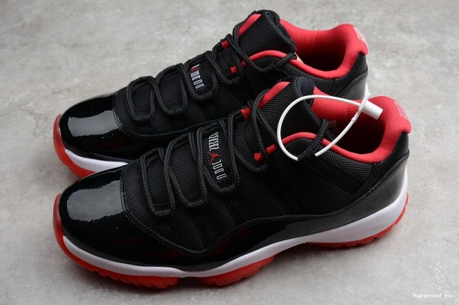Jordan Retro  11 Low Black 528895-012 Air Red "Bred" mens 0523